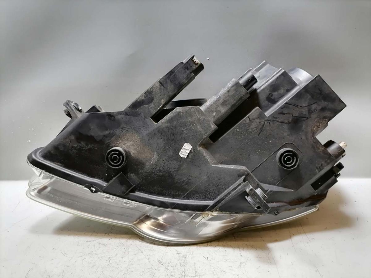 VW Passat 3C B6 original Scheinwerfer vorn links Halogen Bj.2006